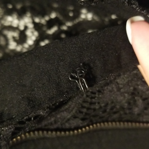 Lace Blazer - Picture 10 of 11